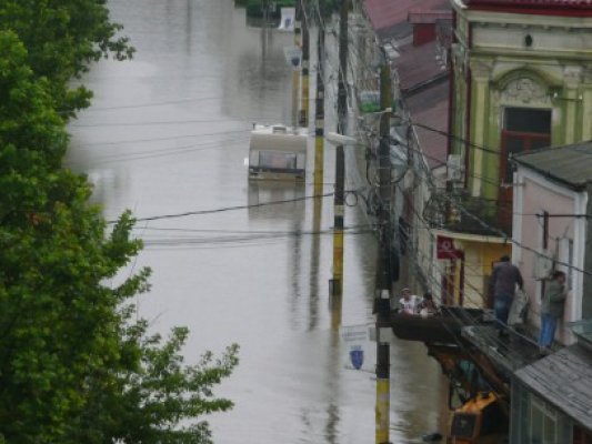 Cod galben de inundaţii pe râurile din Constanţa şi Tulcea!